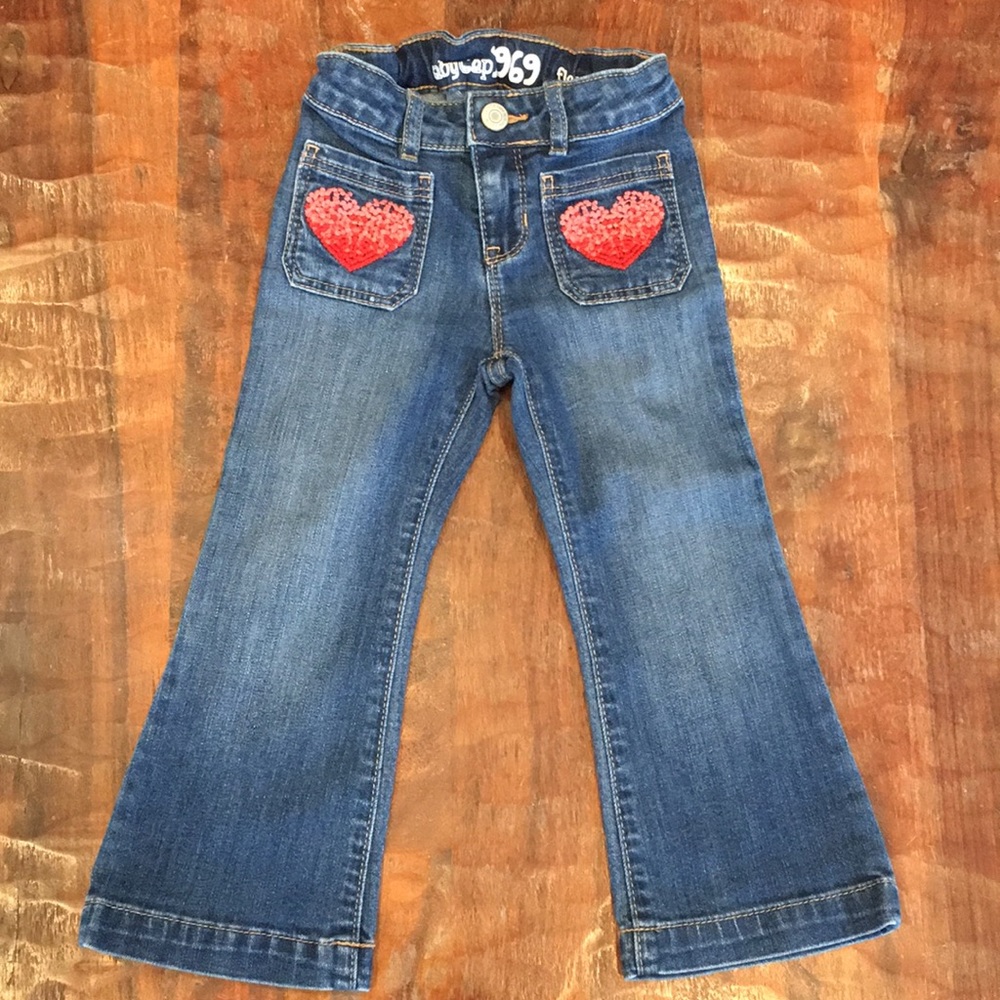 ❤️Baby Gap Flare Jeans with Embroidered Pockets❤️